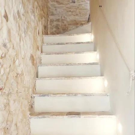 Casa Ocra